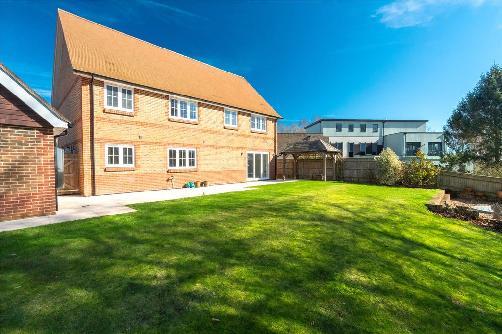 Property photo 3 of 37 Picture No. 63