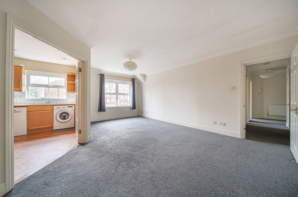 Property photo 2 of 19 Reception Room