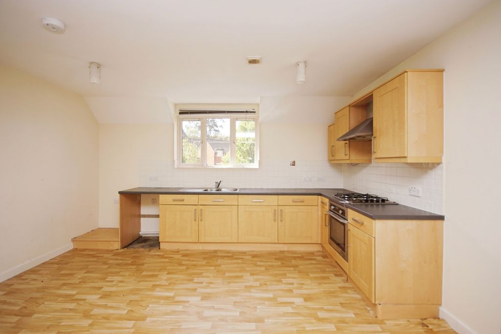 Property photo 2 of 17 Photo