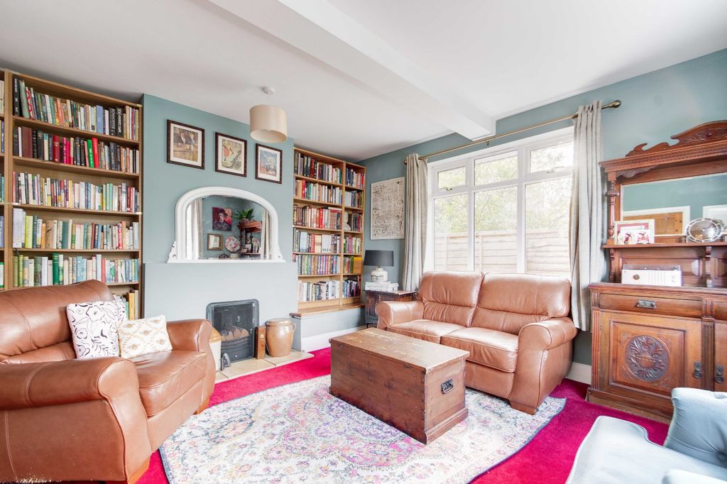 Property photo 2 of 25 Picture No. 18