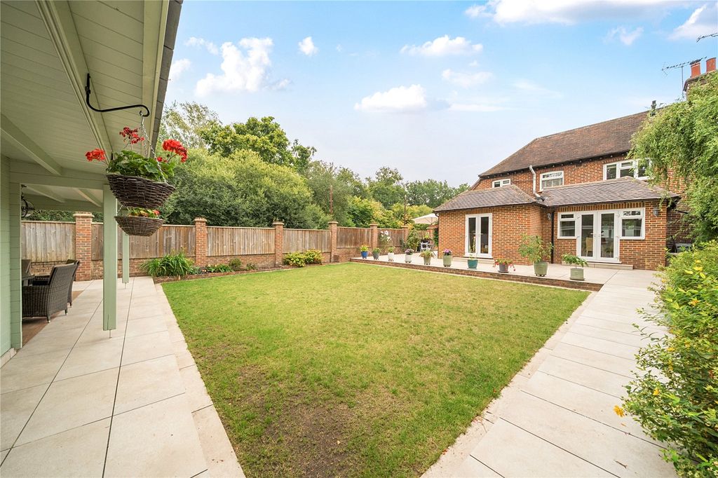Property photo 1 of 21 Picture No. 18