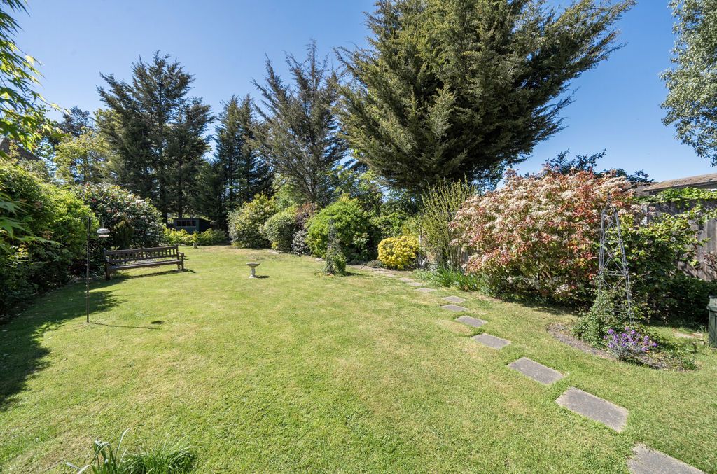 Property photo 2 of 18 Rear Garden