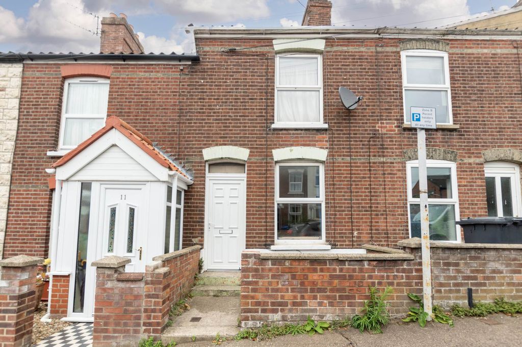 Property photo 1 of 7