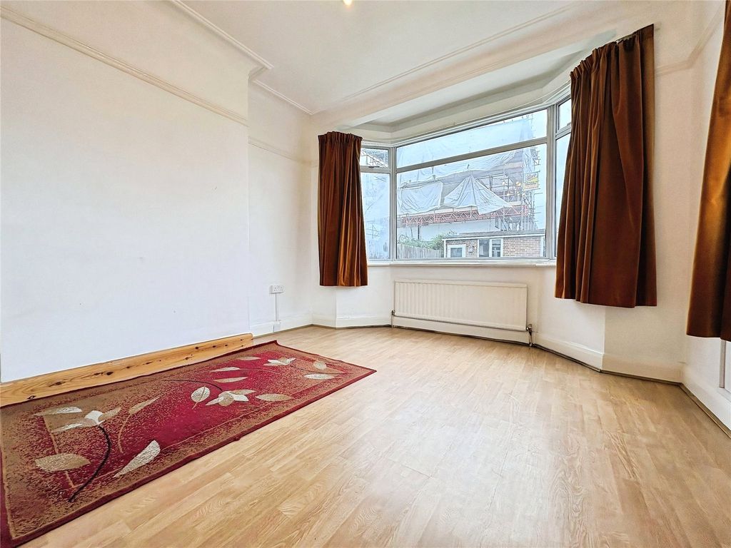 Property photo 2 of 16 Reception Room