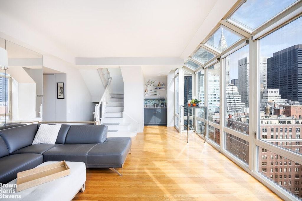Property photo 3 of 12 <Alttext/>