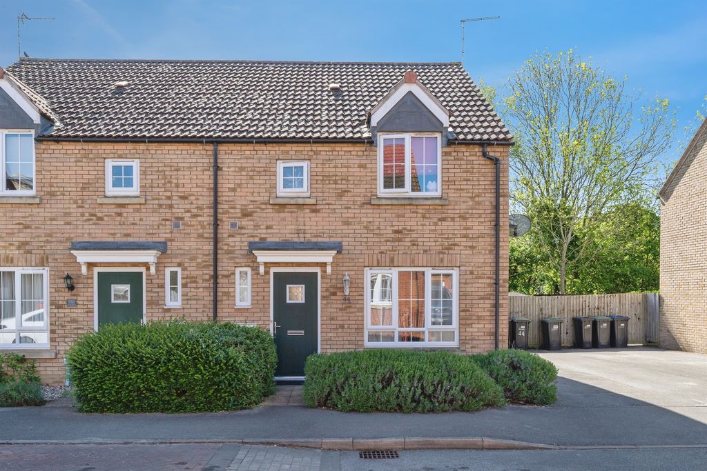 Property photo 1 of 18