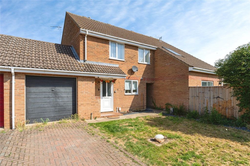 Property photo 2 of 19 Picture No. 16