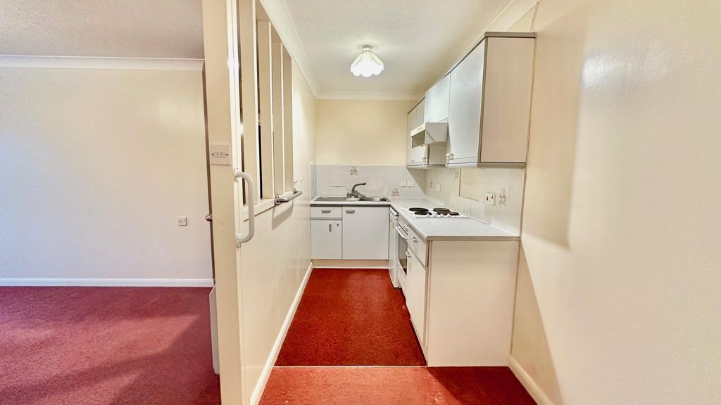 Property photo 3 of 16