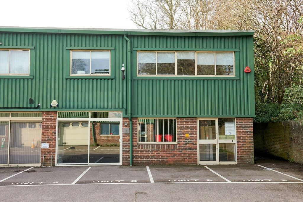 Property photo 1 of 4 Front_2.Jpg