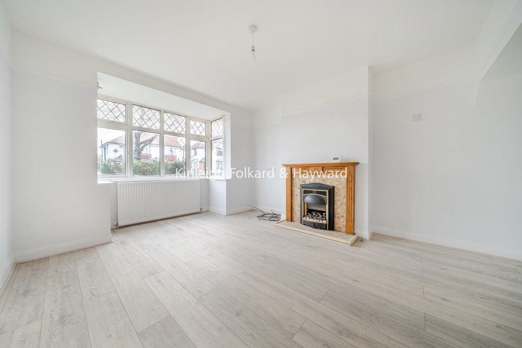 Property photo 3 of 11 Picture No. 10