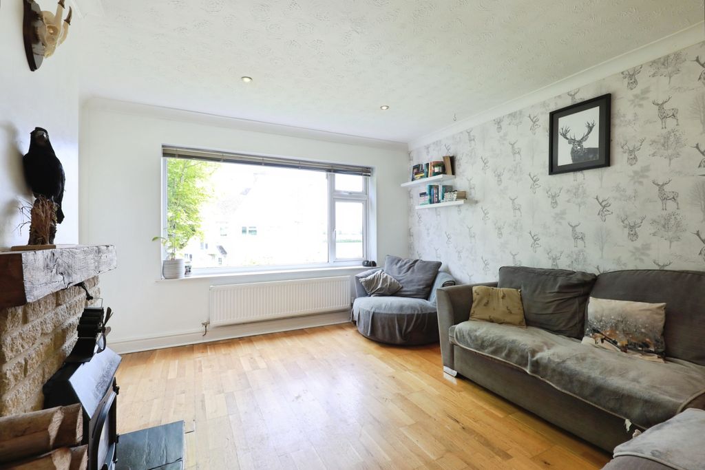 Property photo 3 of 15