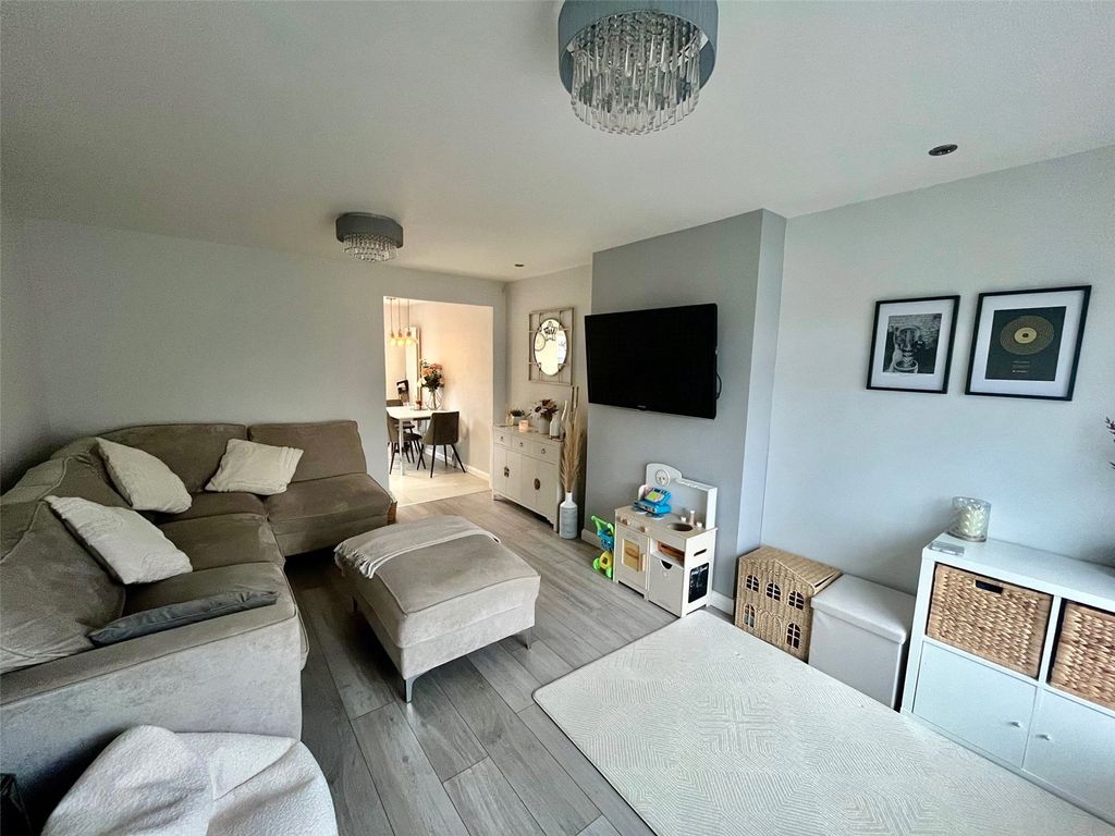 Property photo 2 of 21 Picture No. 07