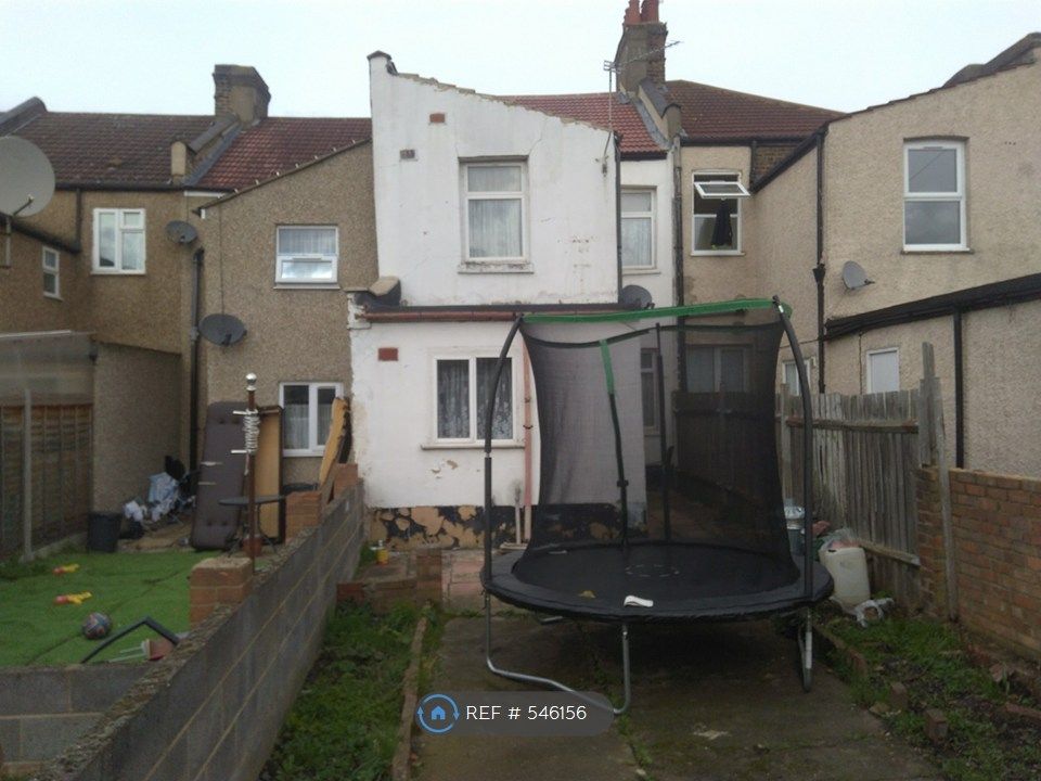 Property photo 2 of 4