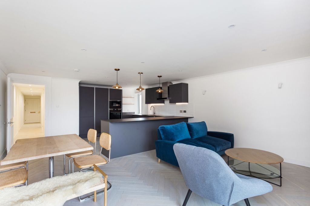 Property photo 1 of 14 64357_Flat 137, W...