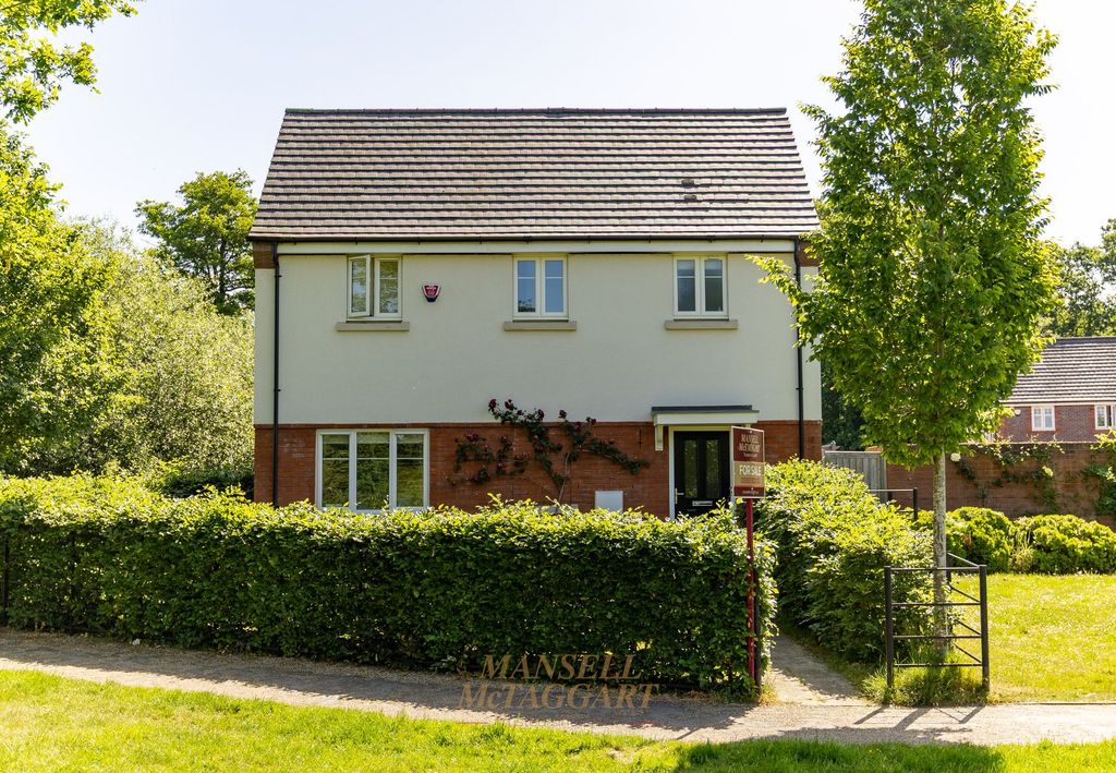 Property photo 1 of 29