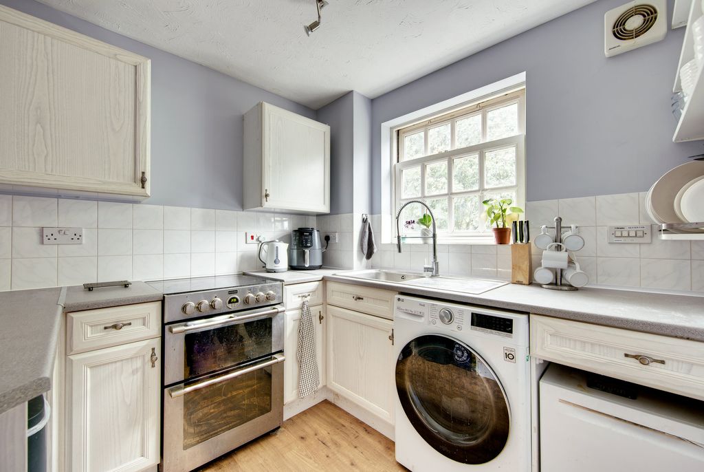 Property photo 3 of 15