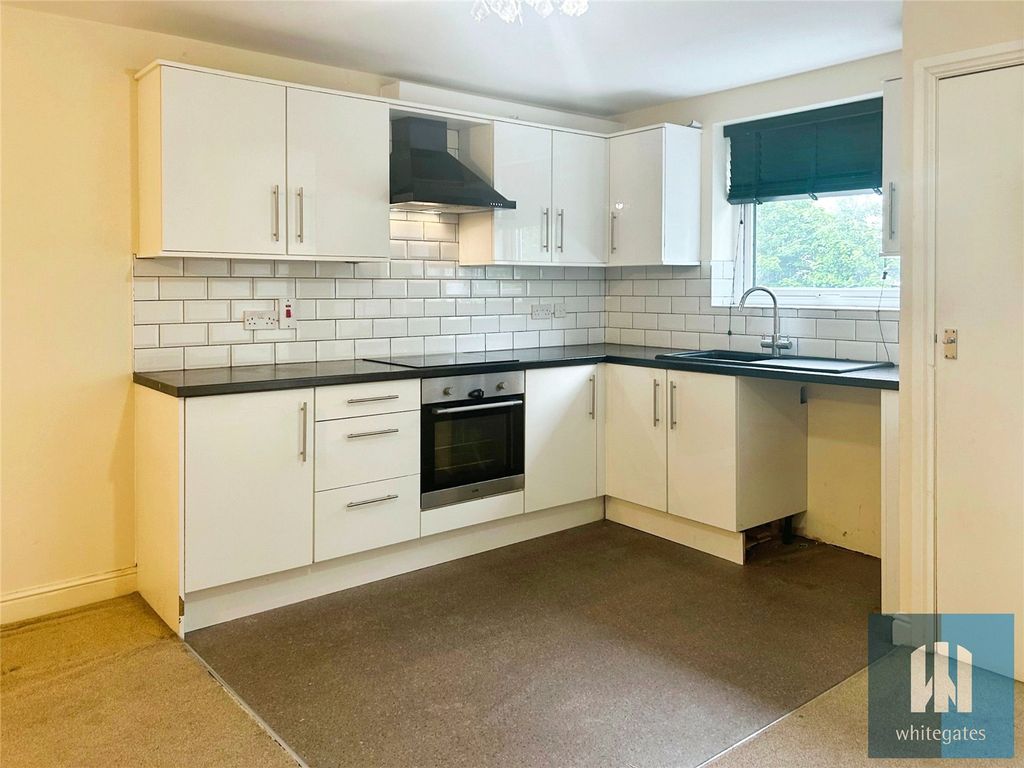 Property photo 2 of 10 Picture No. 27