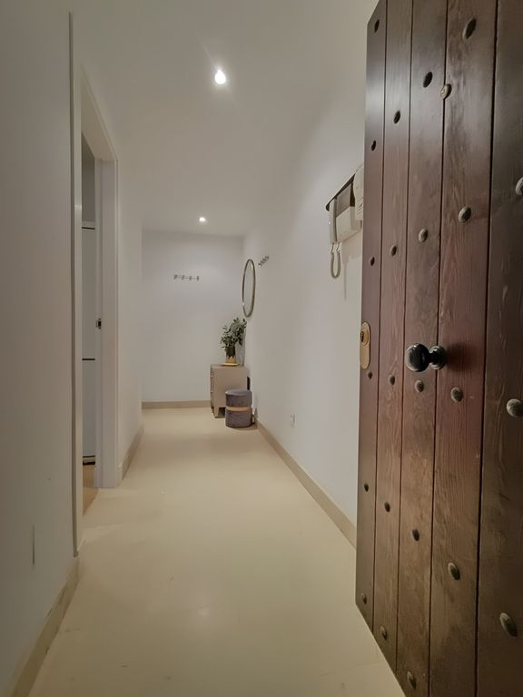 Property photo 3 of 28