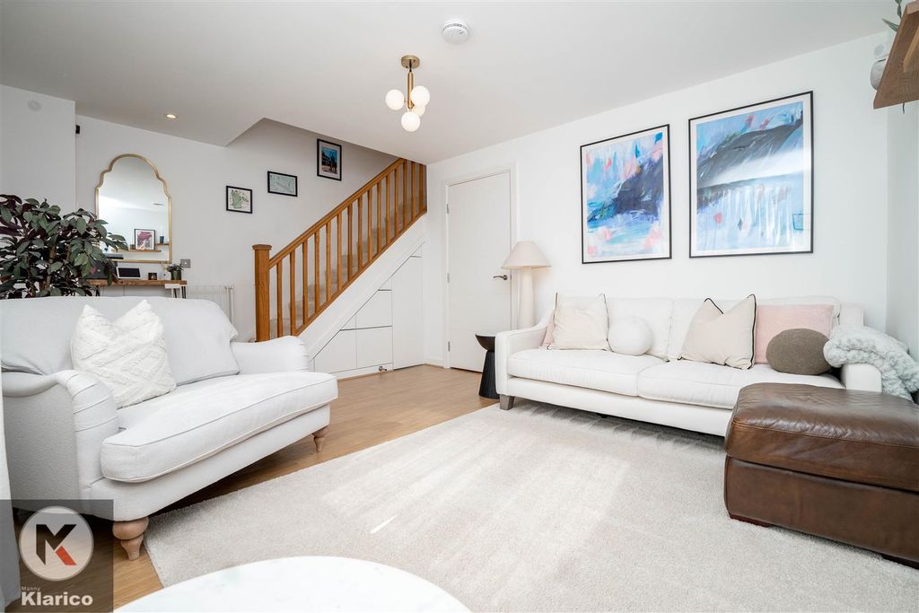Property photo 2 of 19 Photo-1.Jpg