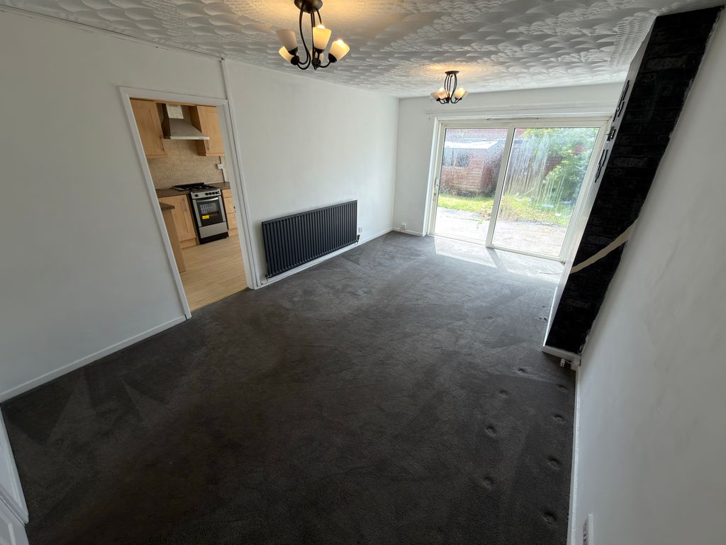 Property photo 2 of 13 Image