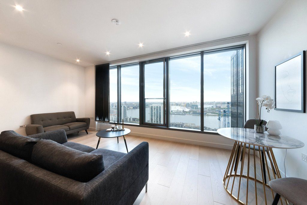 Property photo 3 of 18 Ellington Tower