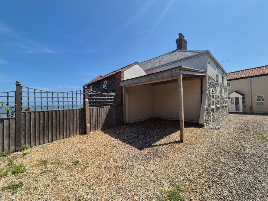 Property photo 3 of 28