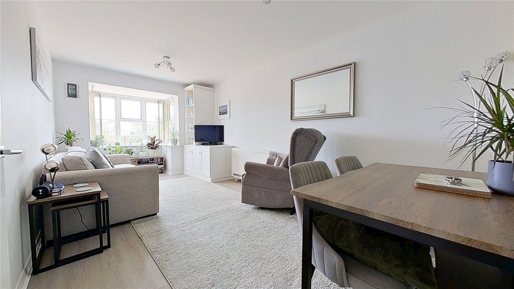 Property photo 3 of 11 Picture No. 05