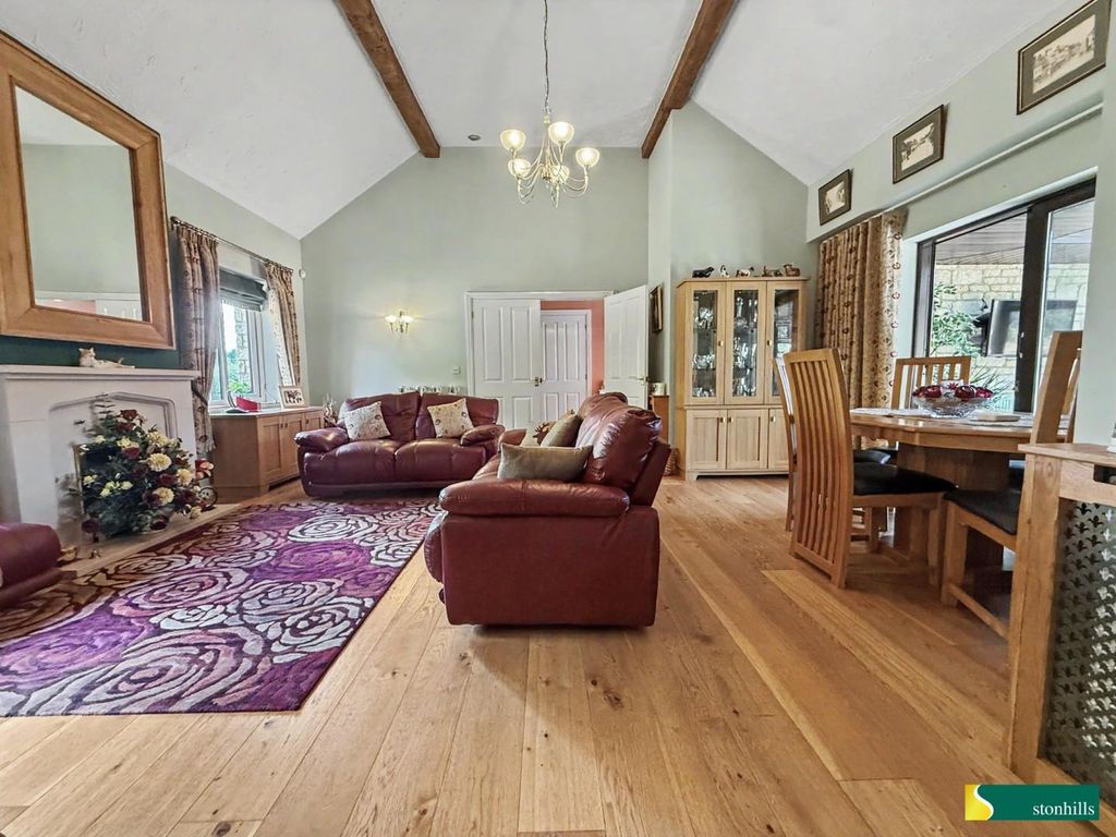 Property photo 2 of 19 21.Jpg