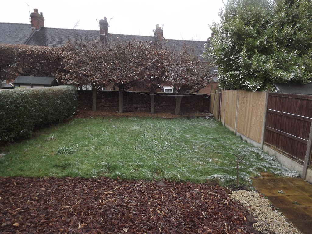 Property photo 2 of 8 Garden