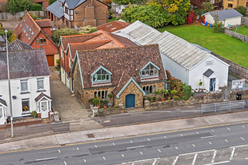 Property photo 1 of 54
