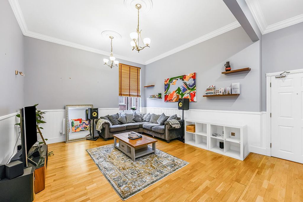 Property photo 3 of 14 14 Kensington House-3.Jpg