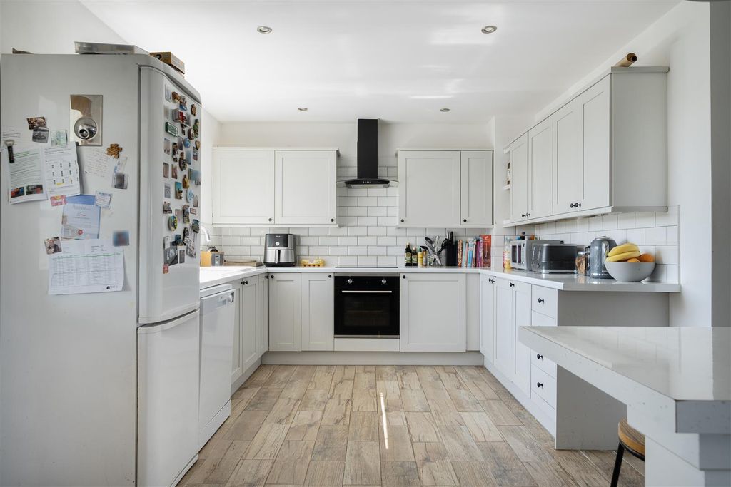 Additional image 14 of 6 bed detached house for saleBohelland Rise, Penryn TR10