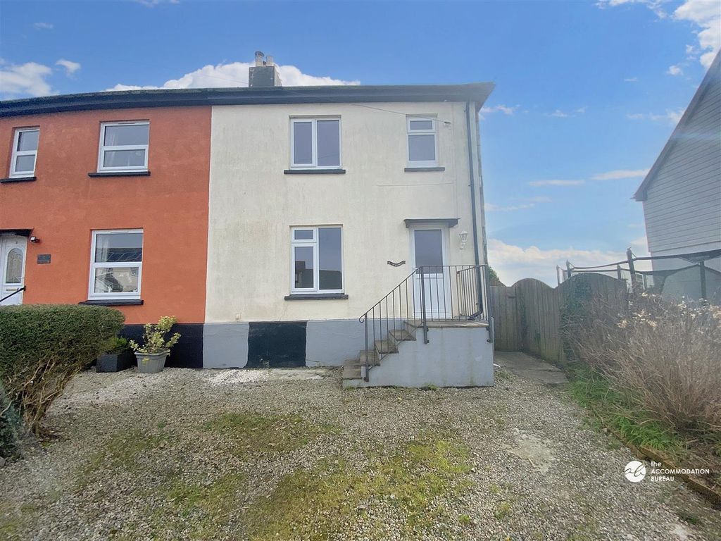 Property photo 1 of 18 Exterior