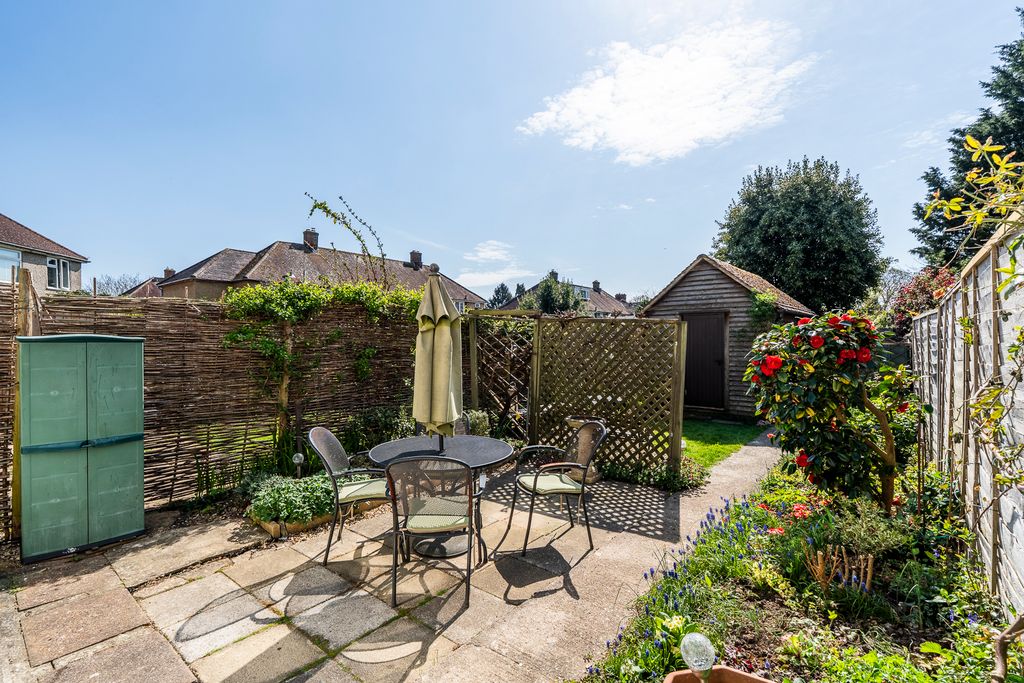 Property photo 2 of 19
