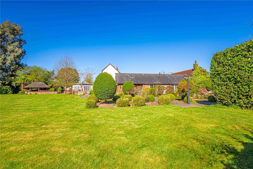 Property photo 2 of 35 Picture No. 61