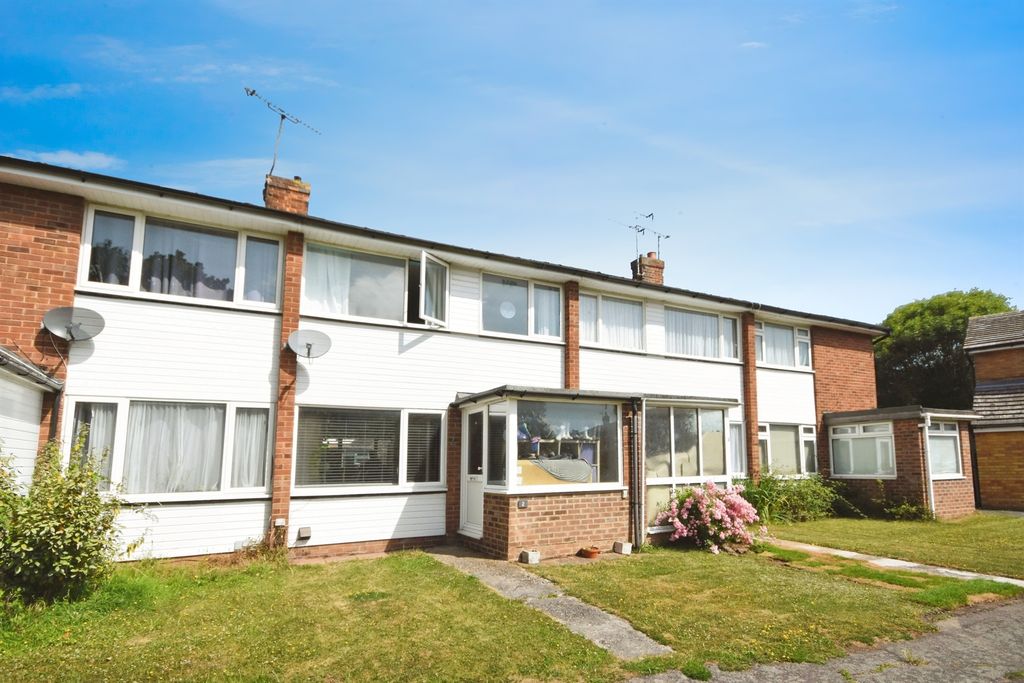Property photo 1 of 17