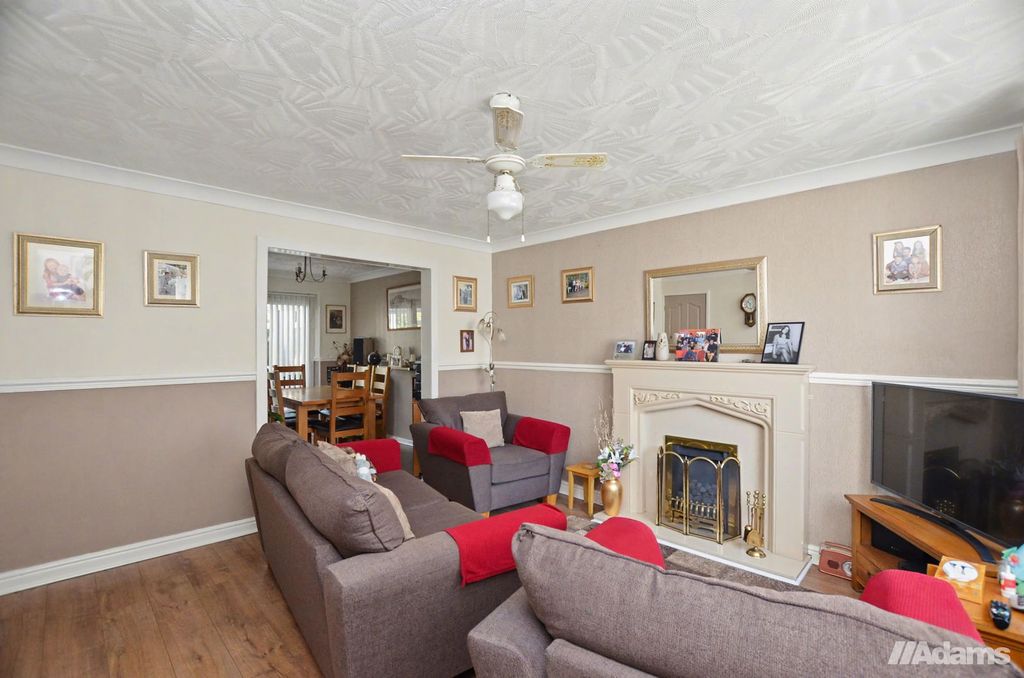 Property photo 3 of 24