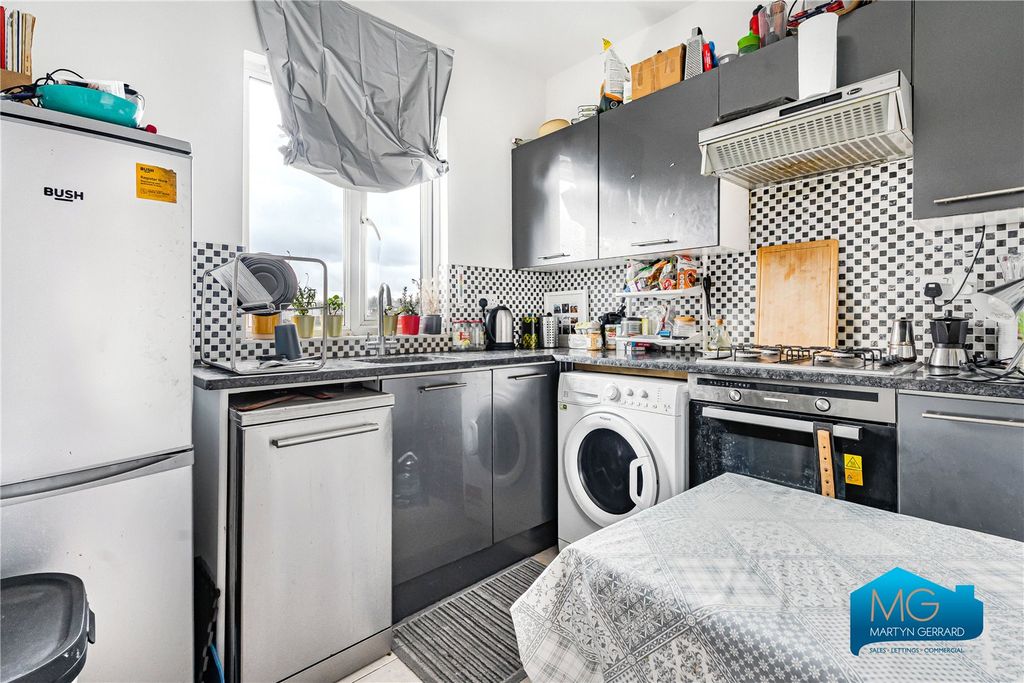 Property photo 1 of 12 Picture No. 21