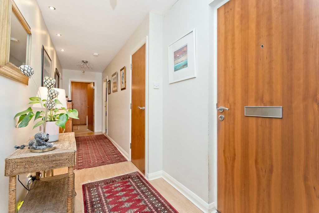 Property photo 2 of 24 Property Image 2