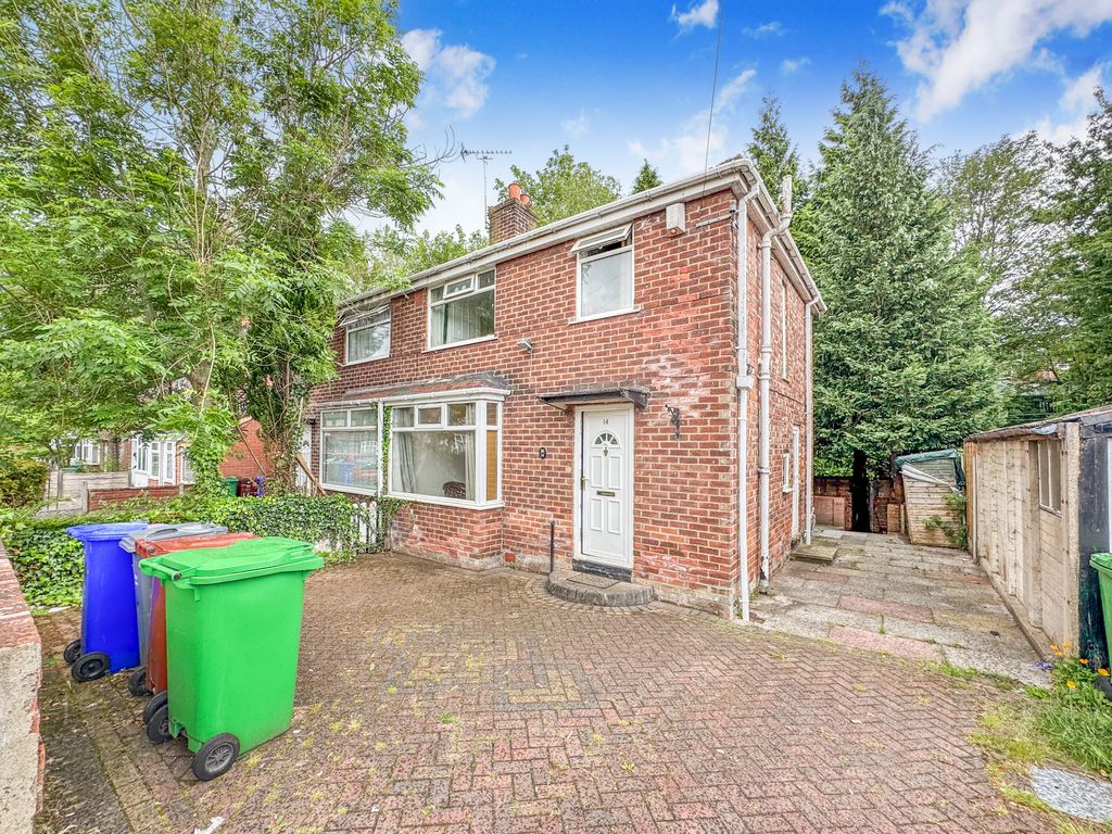 Property photo 1 of 16 Atherstone Avenue