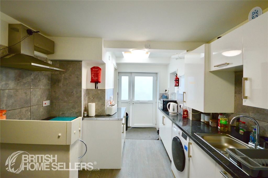 Property photo 2 of 9 Picture No. 09