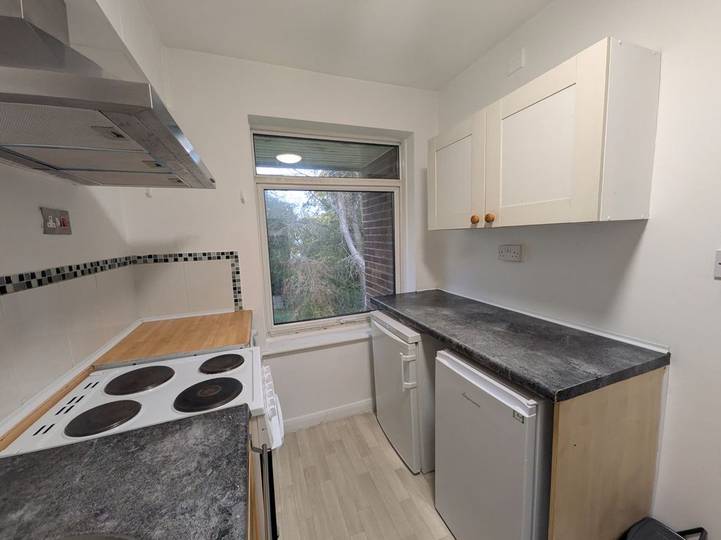 Property photo 2 of 8 Image