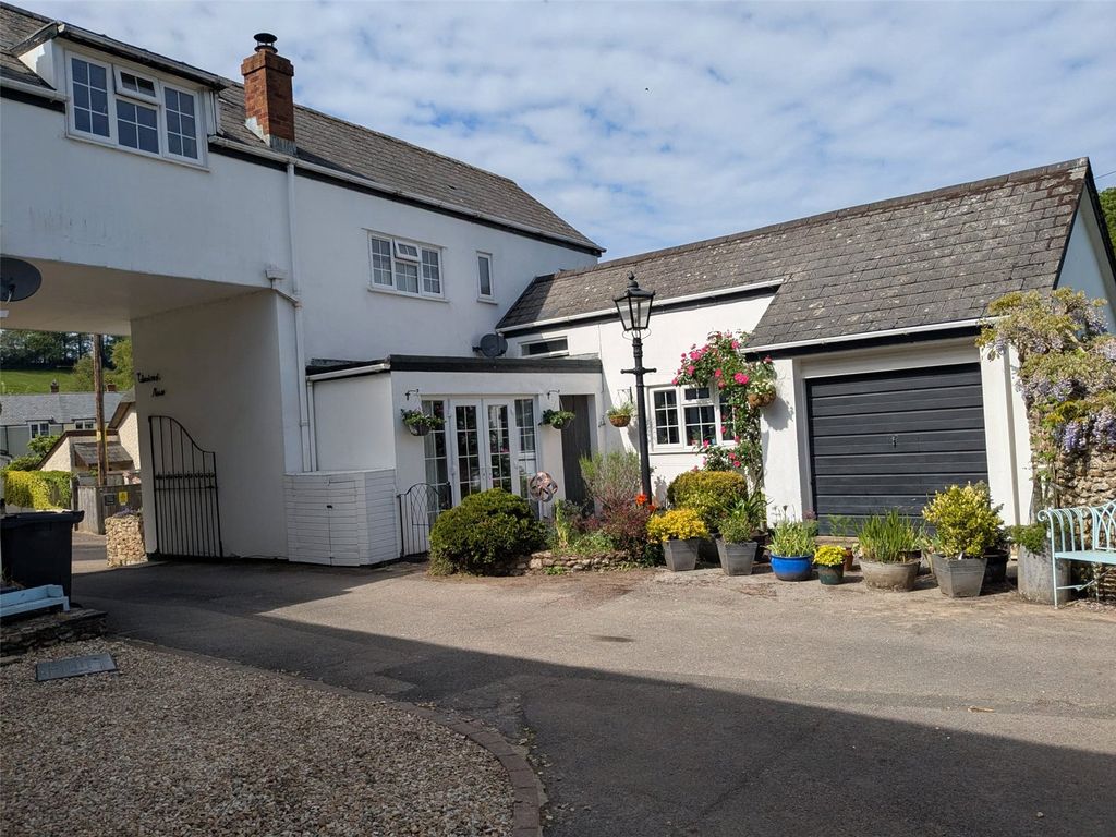 Property photo 1 of 37 Picture No. 61