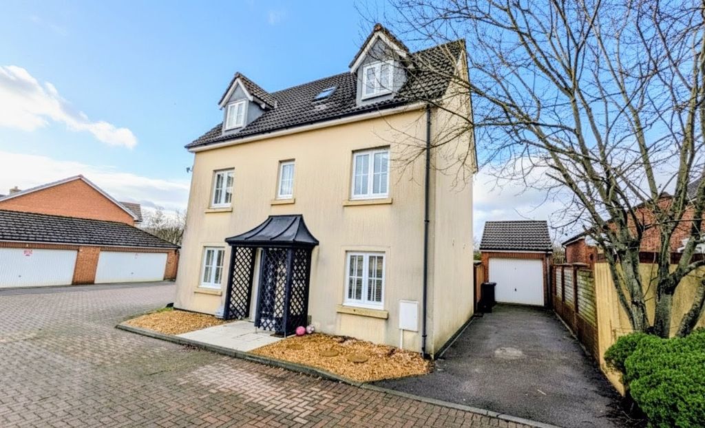 Property photo 1 of 17 1767881460774~2