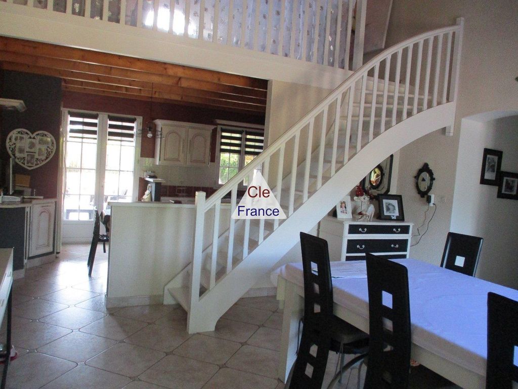 Property photo 2 of 3