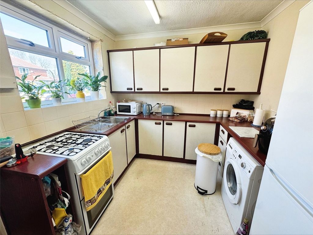 Property photo 3 of 10 Picture No. 02