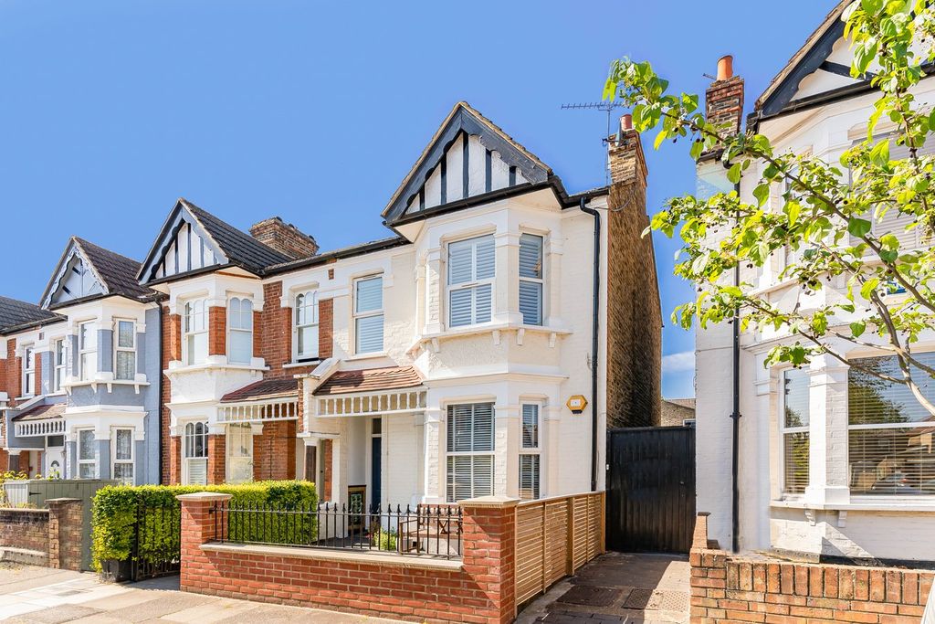 Property photo 1 of 14