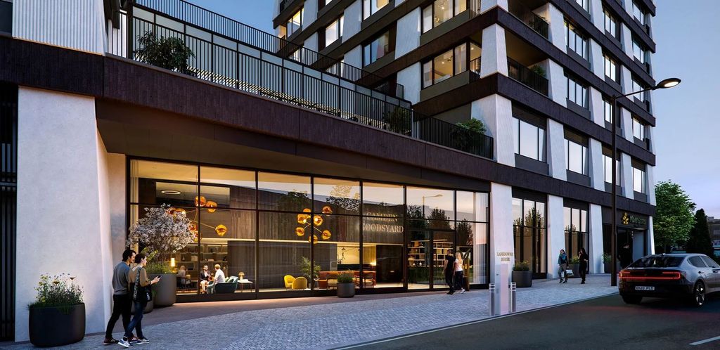 Property photo 2 of 13