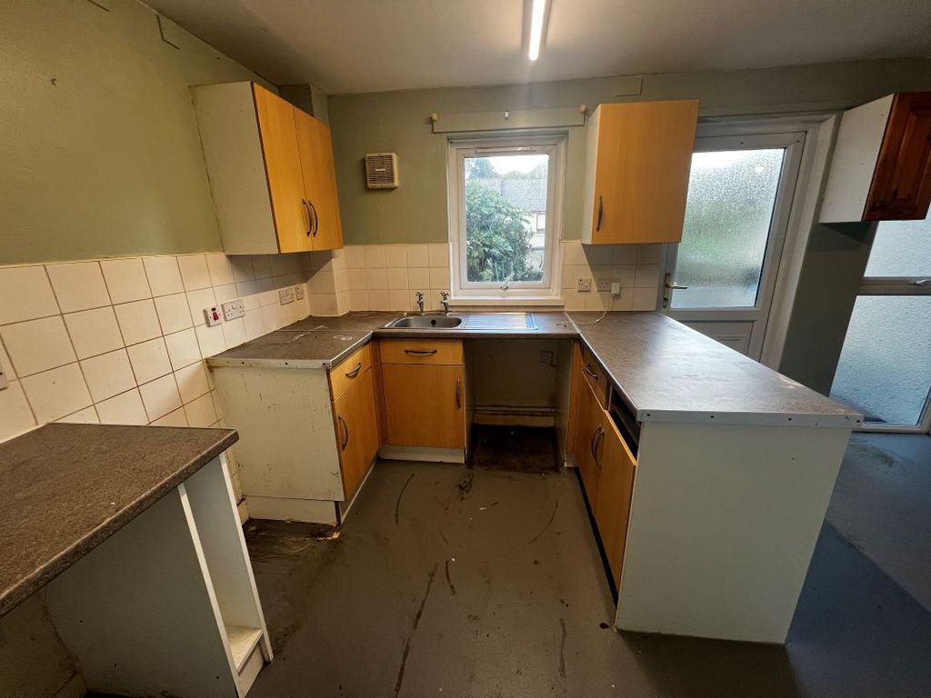 Property photo 3 of 10 Image 3