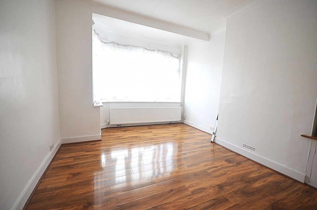 Property photo 3 of 11 Receiption -1